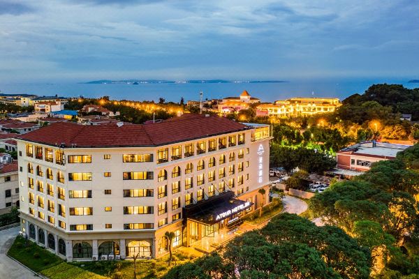 廈門環(huán)島南路亞朵海景酒店