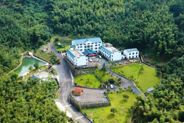 廣德天堂山原生態度假山莊