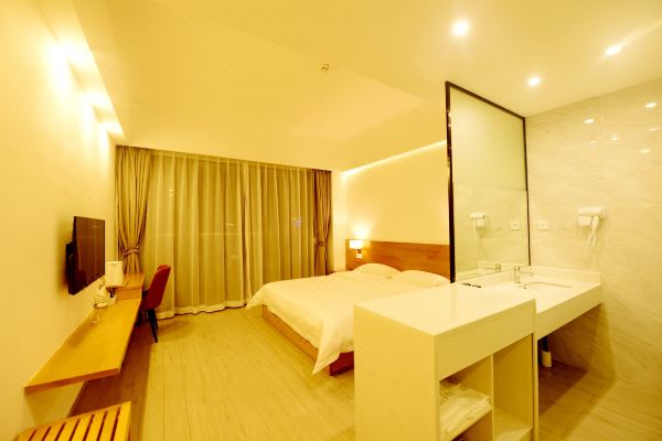 瓊中萬山紅24小時酒店